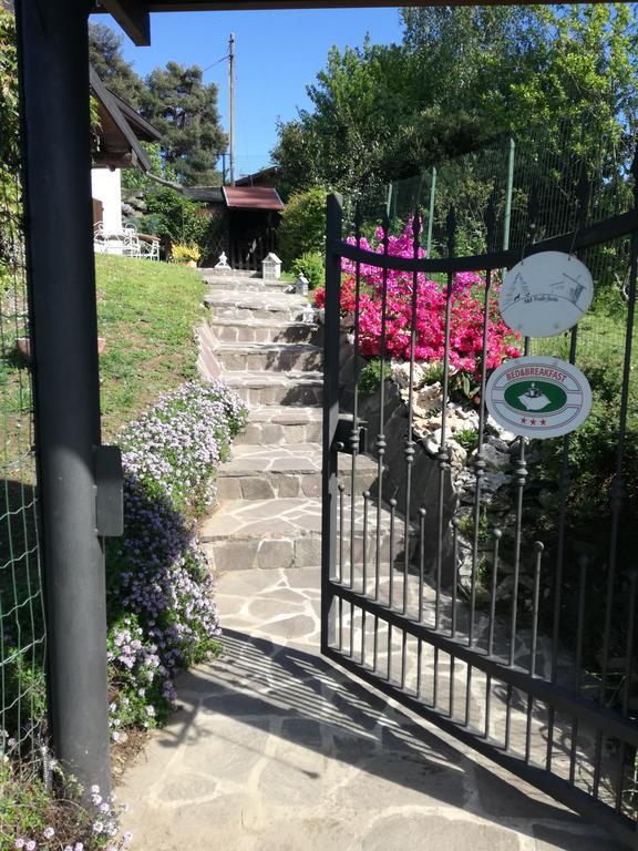Il Colle Fiorito Bed and Breakfast Oleggio Castello Buitenkant foto