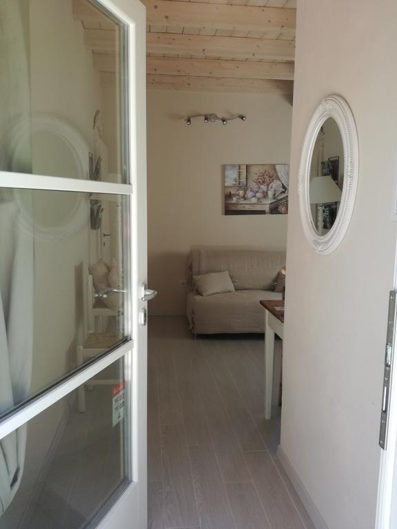 Il Colle Fiorito Bed and Breakfast Oleggio Castello Buitenkant foto