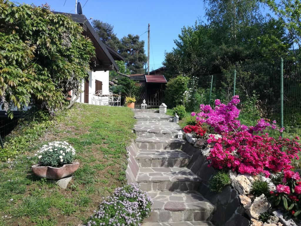Il Colle Fiorito Bed and Breakfast Oleggio Castello Buitenkant foto