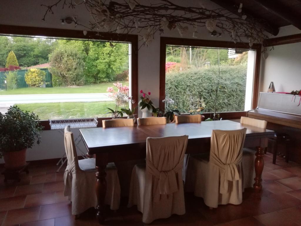 Il Colle Fiorito Bed and Breakfast Oleggio Castello Buitenkant foto