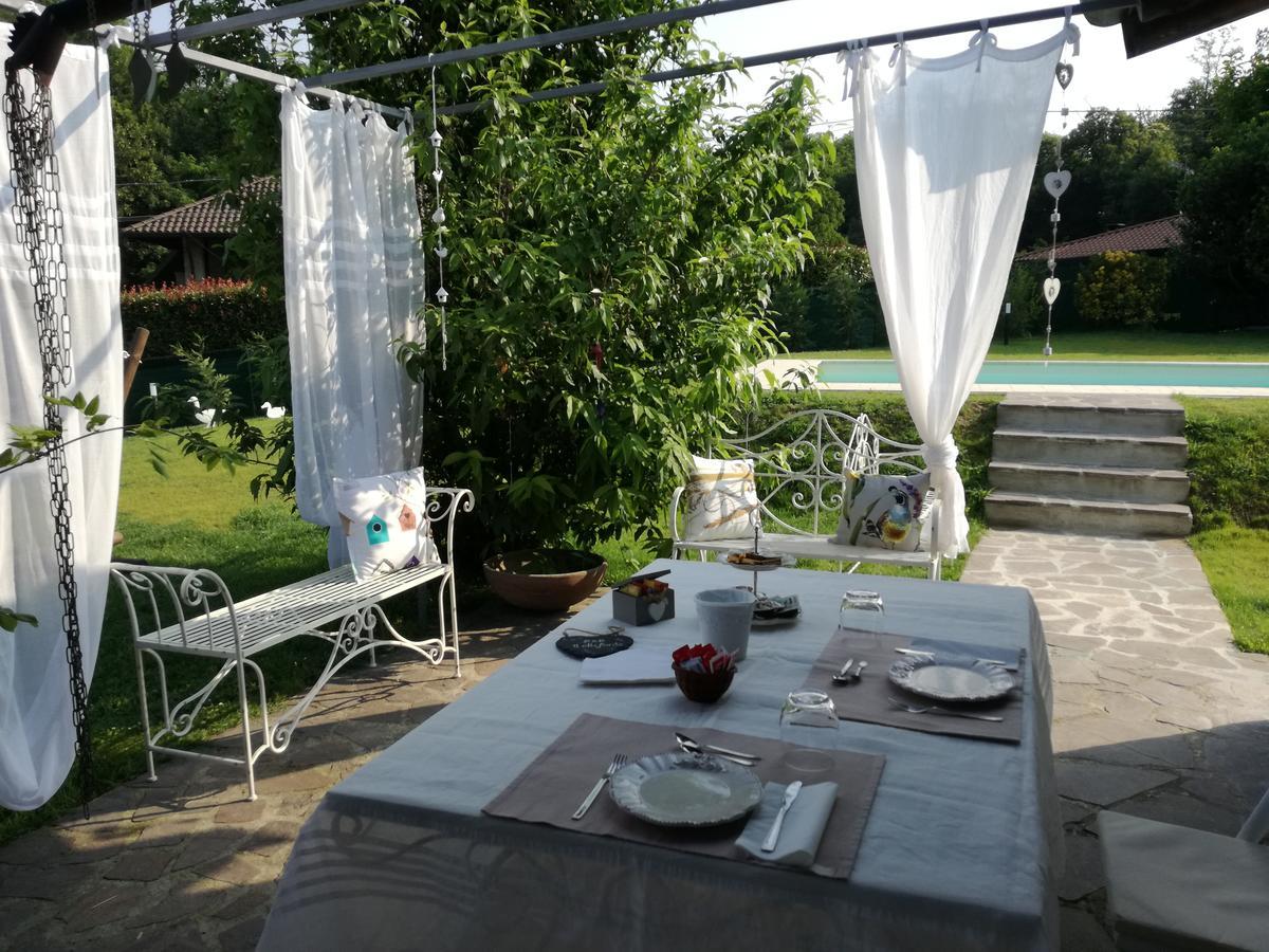 Il Colle Fiorito Bed and Breakfast Oleggio Castello Buitenkant foto